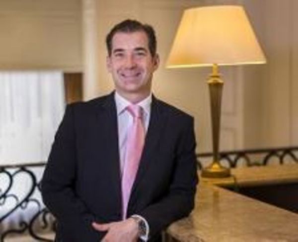 corinthia-hotel-london-mit-neuem-general-manager-htr-ch