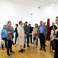 Les participants de l’événement de résautage apporfitent d'un tour guidée au Festival Images Vevey après la table ronde.